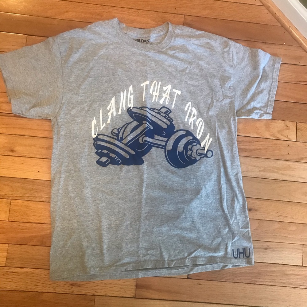 Gildan Gray Graphic Tshirt w/Weight Logo Sz L